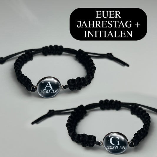 JAHRESTAG + INITIALEN - Hochwertige Makramee Armbänder SET