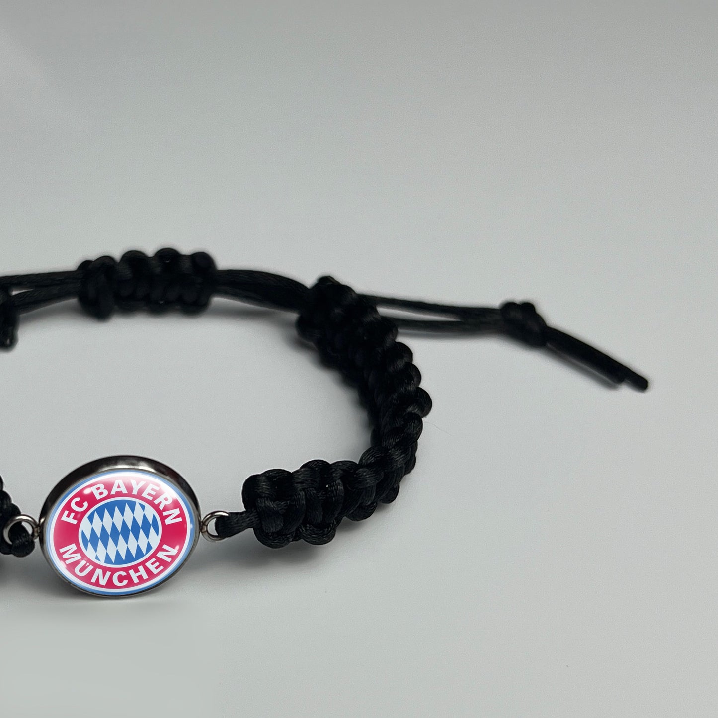 BAYERN MÜNCHEN - Hochwertiges Makramee Armband